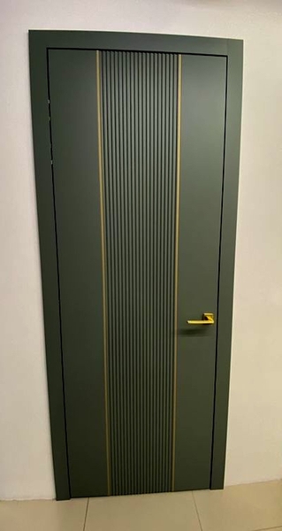 Двери в квартиру с современной отделкой Двери в квартиру с современной отделкой